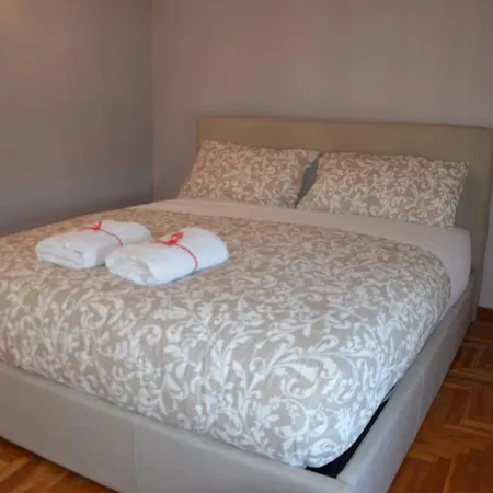 Opera Luxury Apartment