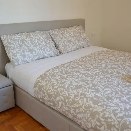 Apartment Opera Luxury Rome